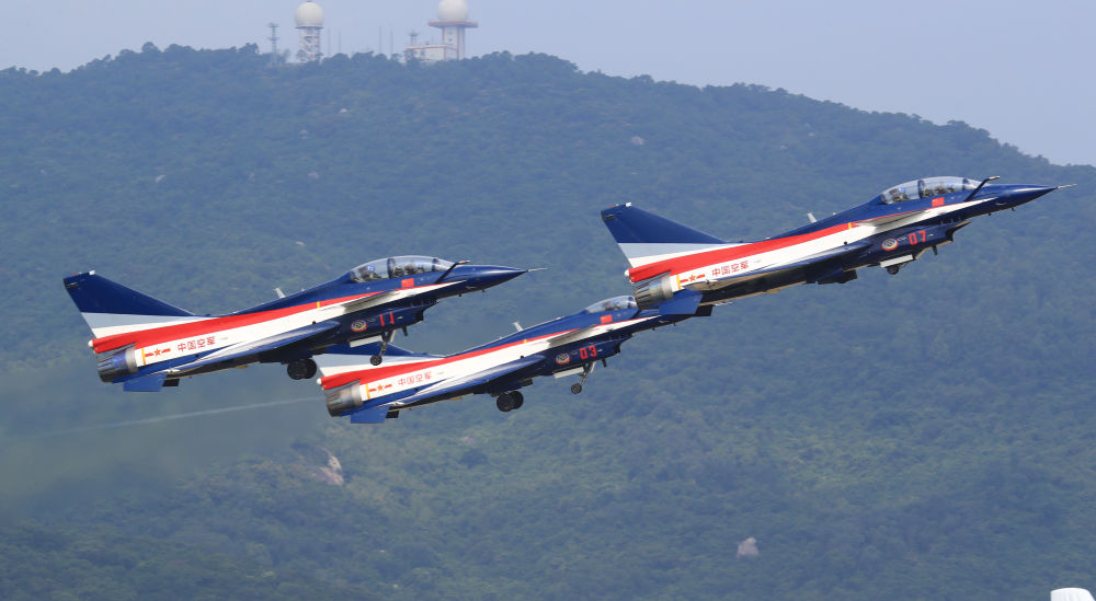 Inaugurata la 13esima edizione del China Air Show a Zhuhai 