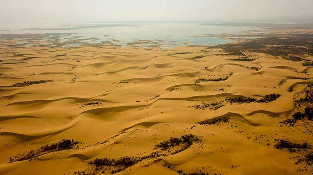 Mongolia interna: paesaggio autunnale del Fiume Giallo