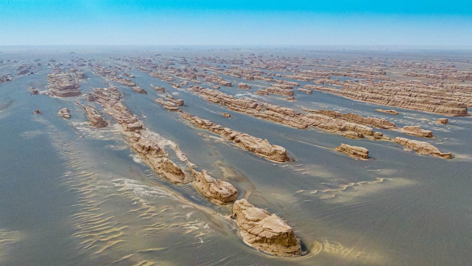 In foto: Paesaggio del Geoparco Nazionale Dunhuang Yardang