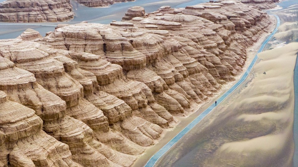 In foto: Paesaggio del Geoparco Nazionale Dunhuang Yardang