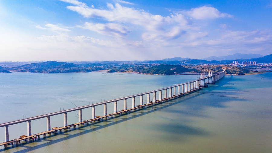 Completato il Ponte sulla Baia Meizhou della nuova ferrovia Fuzhou-Xiamen