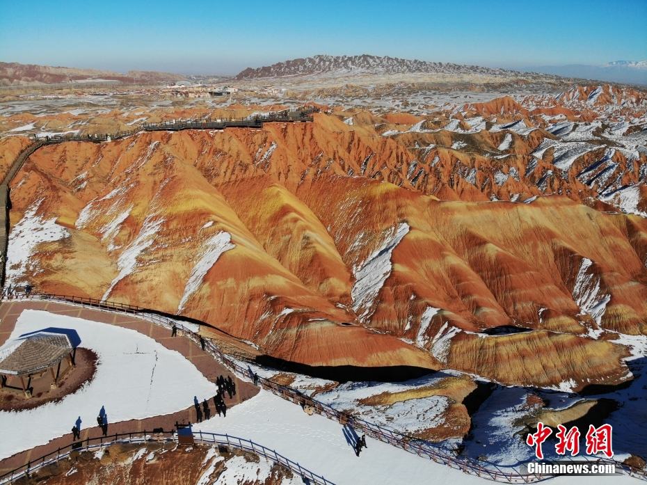 Zhangye, Gansu: riaperta l'area panoramica innevata di Danxia 