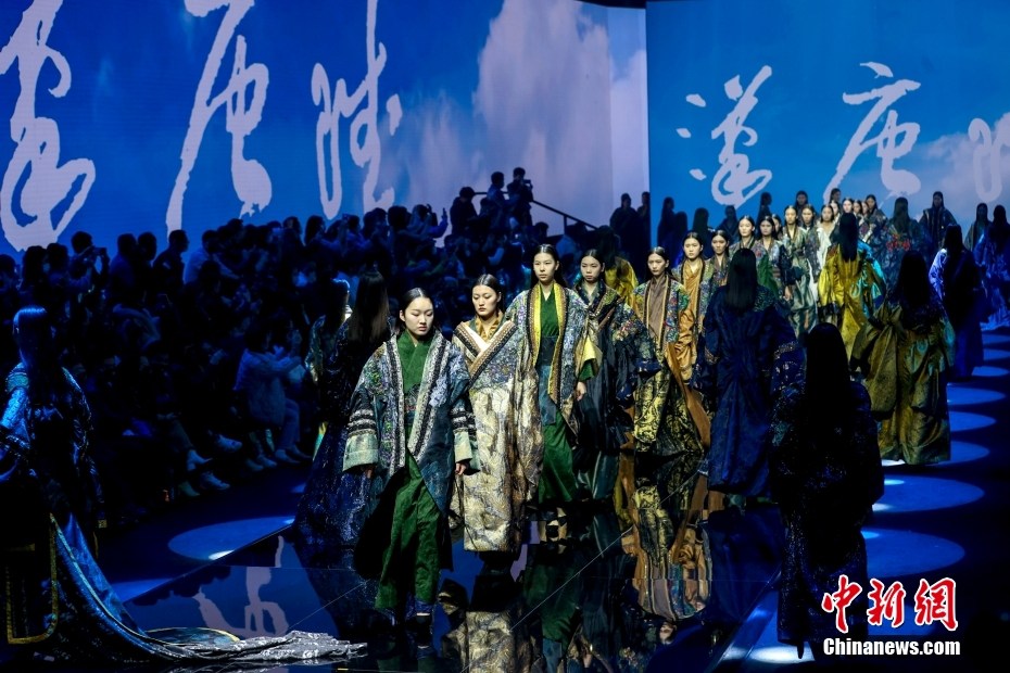 Si chiude la Wuhan Fashion Week