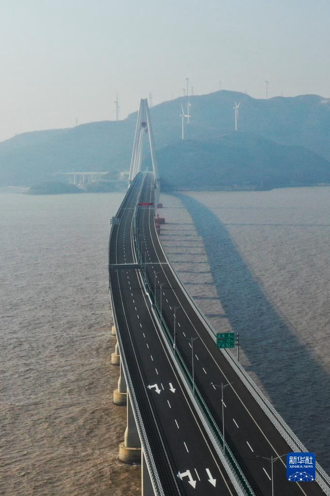 Zhejiang: Ponte Zhoushan-Daishan ufficialmente aperto al traffico