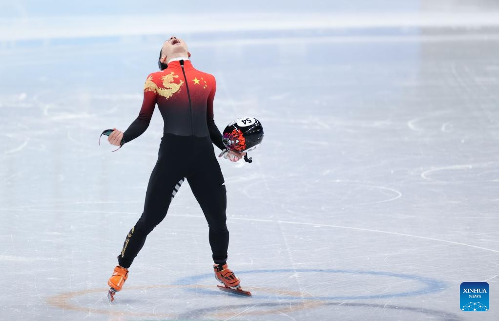 Beijing 2022: asso cinese Ren Ziwei, medaglia d'oro nel pattinaggio di velocità su pista corta maschile di 1.000 m