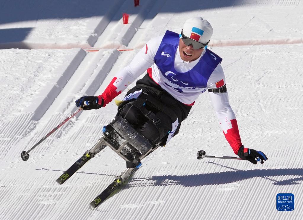 Beijing 2022: il cinese Liu vince l'oro nella media distanza maschile di Para biathlon