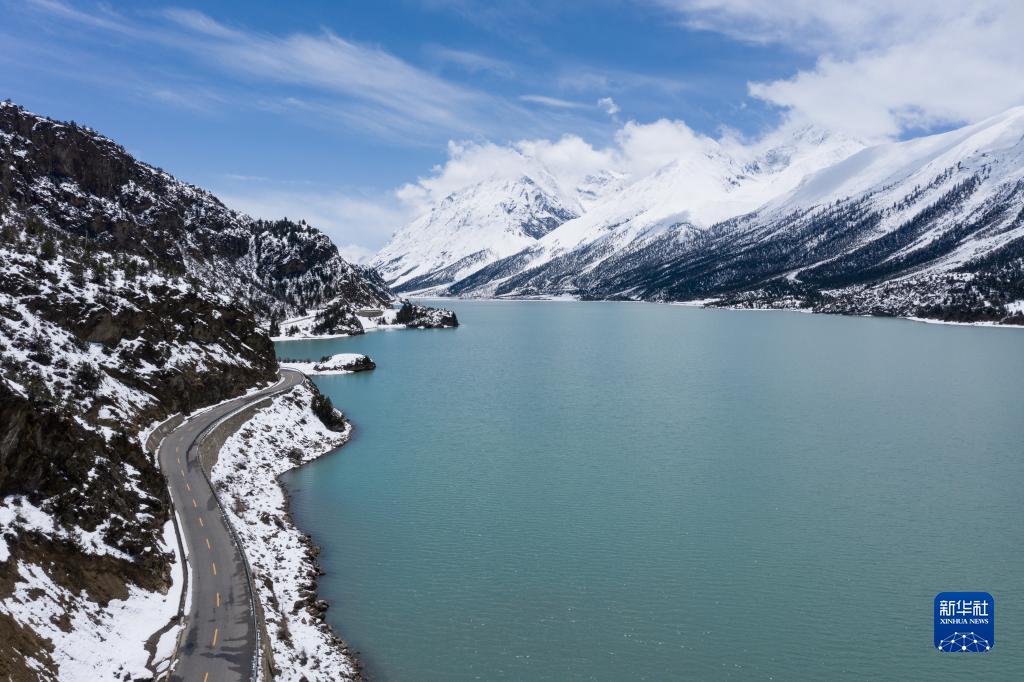 Tibet: scenario del lago Ra'og a Qamdo