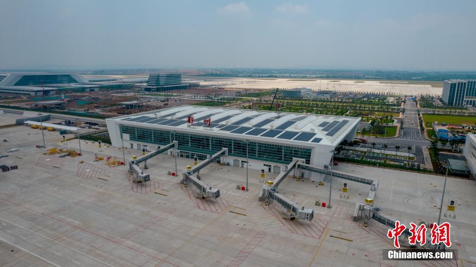 Cina, il primo aeroporto cargo professionale sta per essere messo in funzione