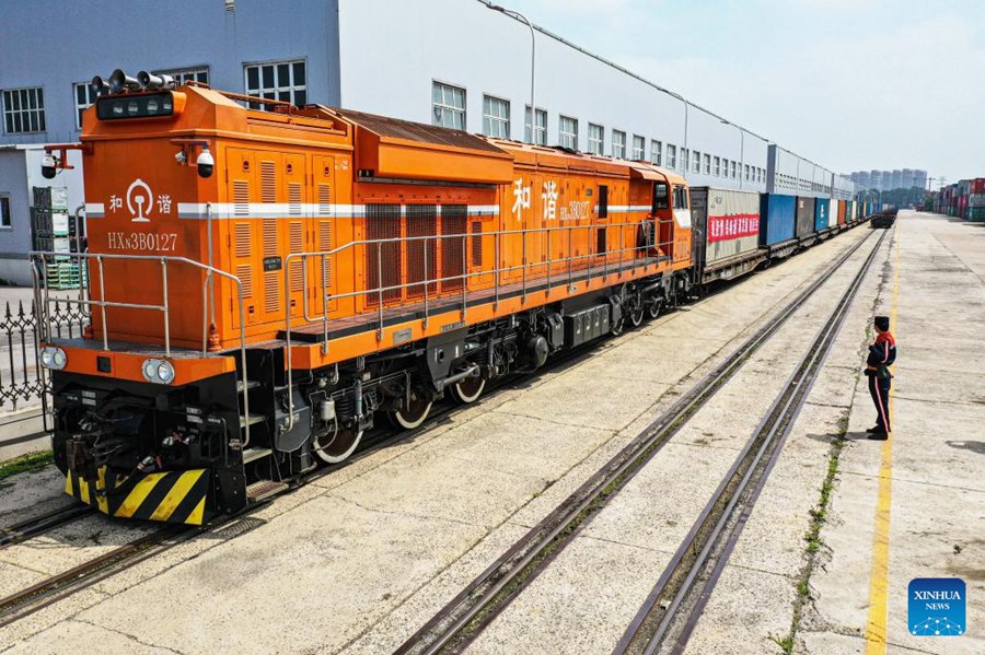 La stazione ferroviaria di Shenyang East vede il 100° treno merci Cina-Europa