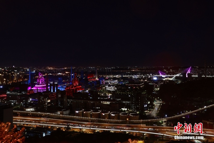 Beijing: accesa la Torre Olimpica con le luci a tema CIFTIS 2022