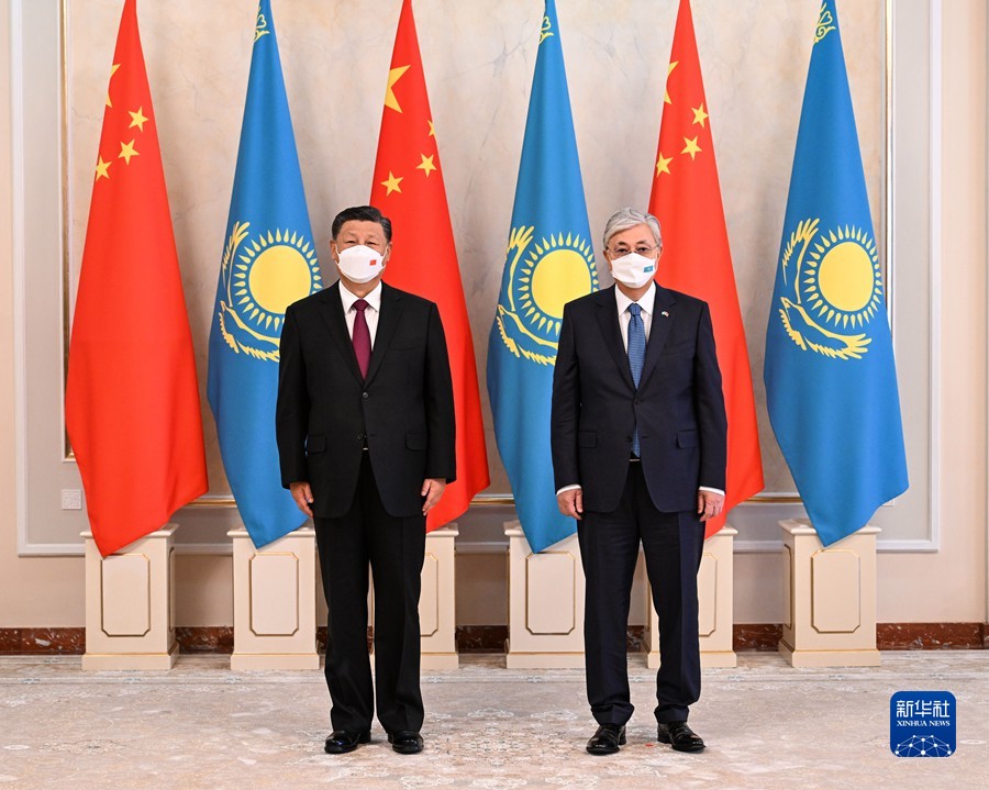 Xi Jinping in visita di Stato in Kazakistan