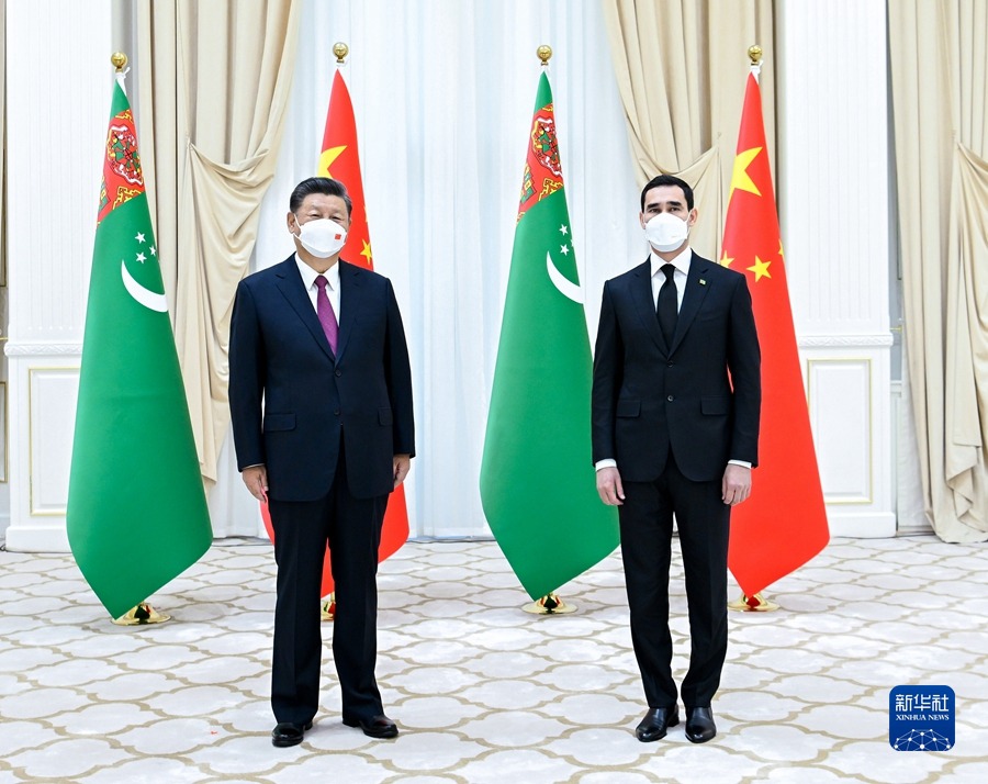 Xi Jinping incontra il presidente del Turkmenistan