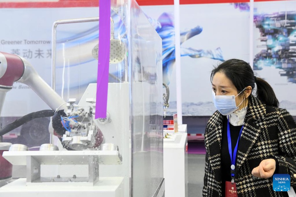 Grande fiera high-tech apre nel sud-ovest della Cina