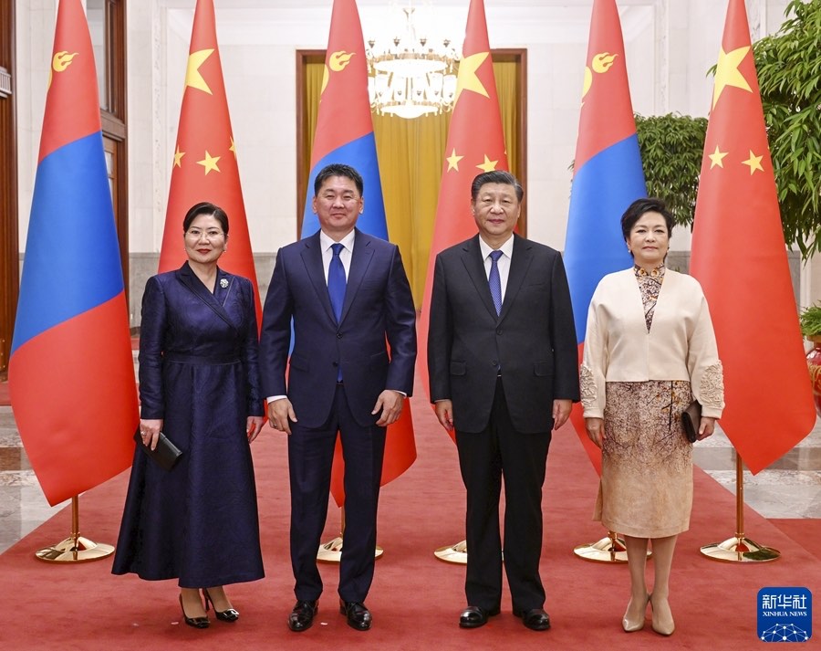 Beijing, colloquio tra Xi Jinping e il presidente della Mongolia