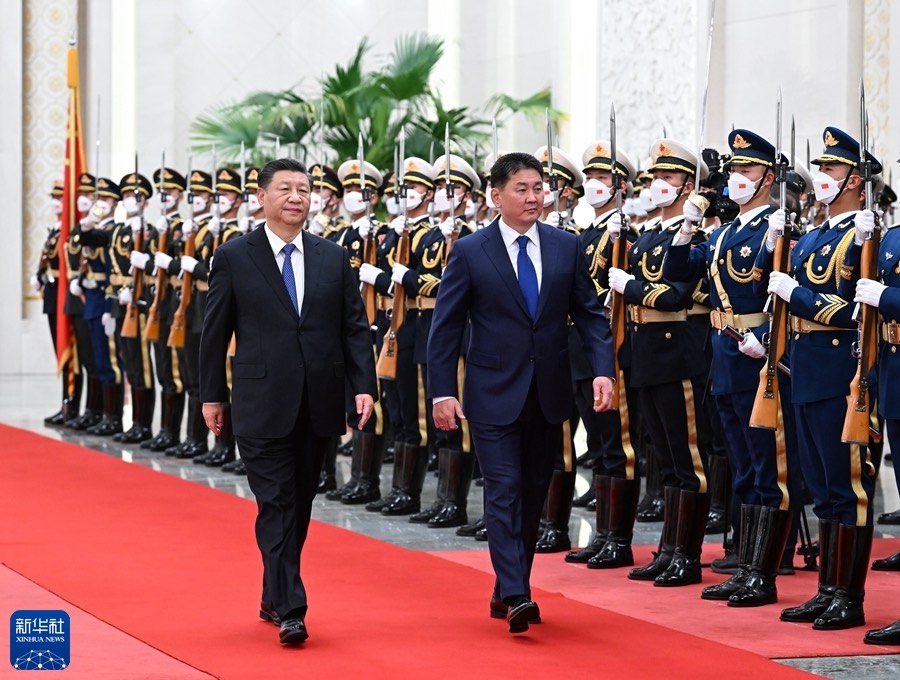 Beijing, colloquio tra Xi Jinping e il presidente della Mongolia