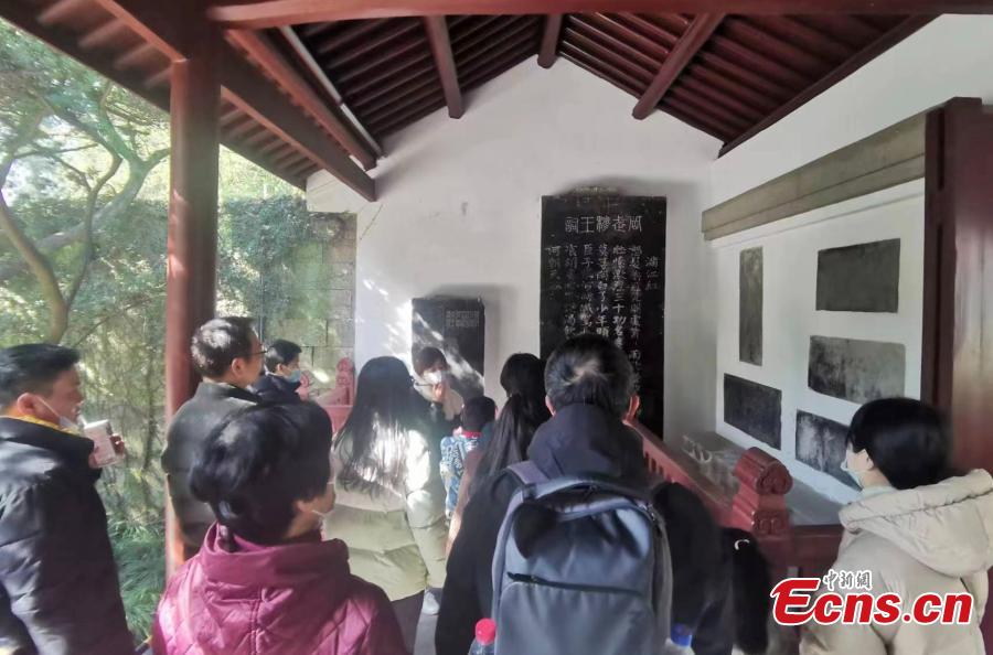 Hangzhou: il nuovo film di Zhang Yimou porta 50.000 turisti al Tempio di Yue Fei 