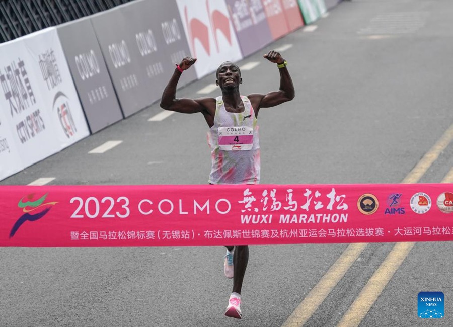 He Jie rinnova il record nazionale cinese di maratona maschile