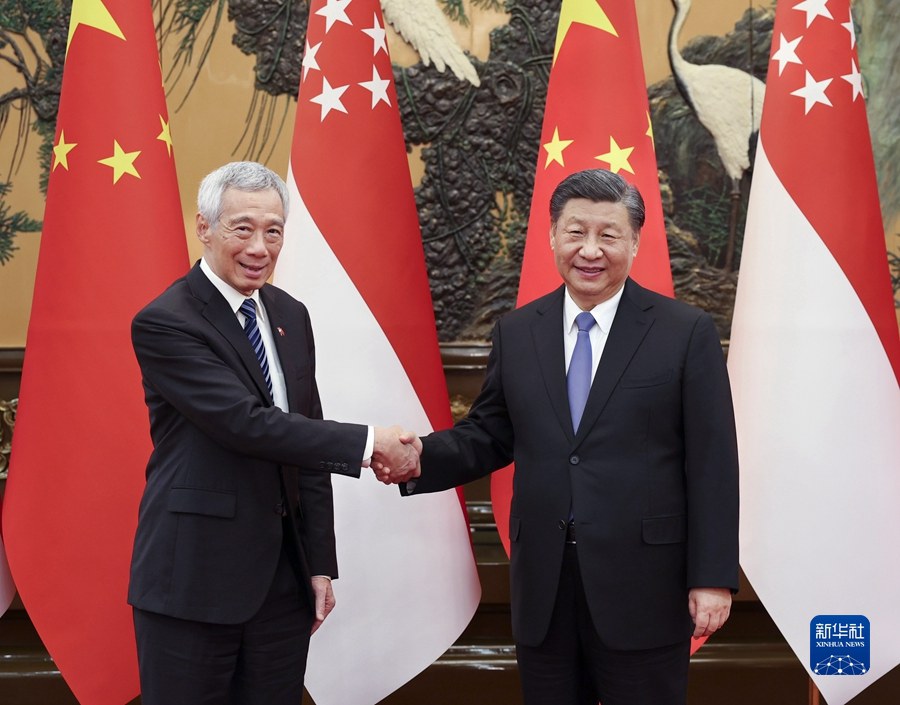 Xi Jinping incontra il premier del Singapore Lee Hsien Loong