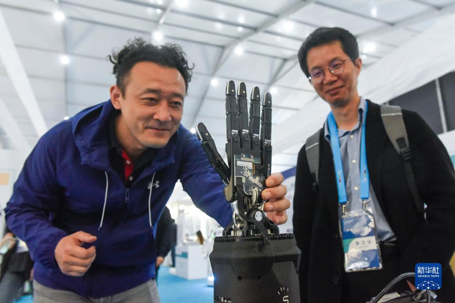 Al via l'8° China Robotop Summit