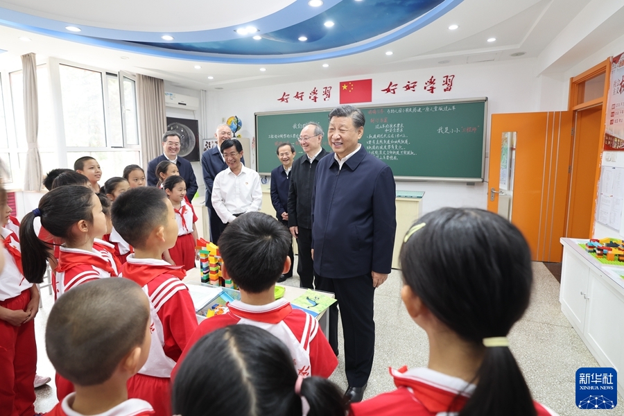 Xi Jinping: auguri alle future generazioni per la Giornata Internazionale del Bambino del 1° giugno