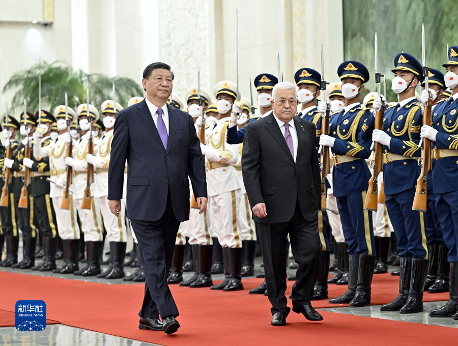 Colloquio tra Xi Jinping e Mahmoud Abbas