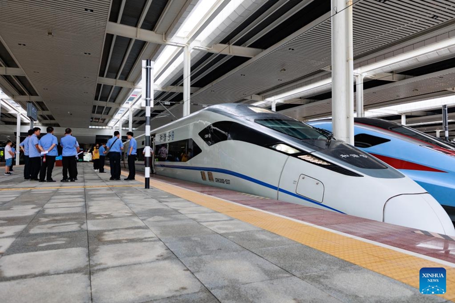 La ferrovia ad alta velocità Guiyang-Nanning inizia ufficialmente i test di funzionamento