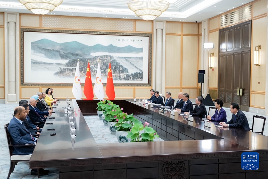 Xi Jinping, incontro con il Presidente ad interim del Consiglio Olimpico dell'Asia Raja Randhir Singh