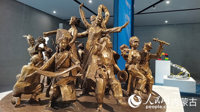 La prima Mostra Internazionale di Scultura di Hohhot si apre al Museo d'arte della scultura di Hohhot