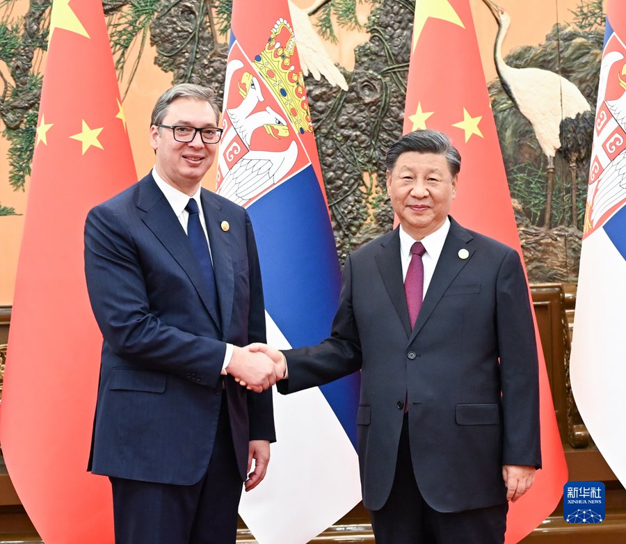 Incontro tra Xi Jinping e il presidente serbo Aleksandar Vucic