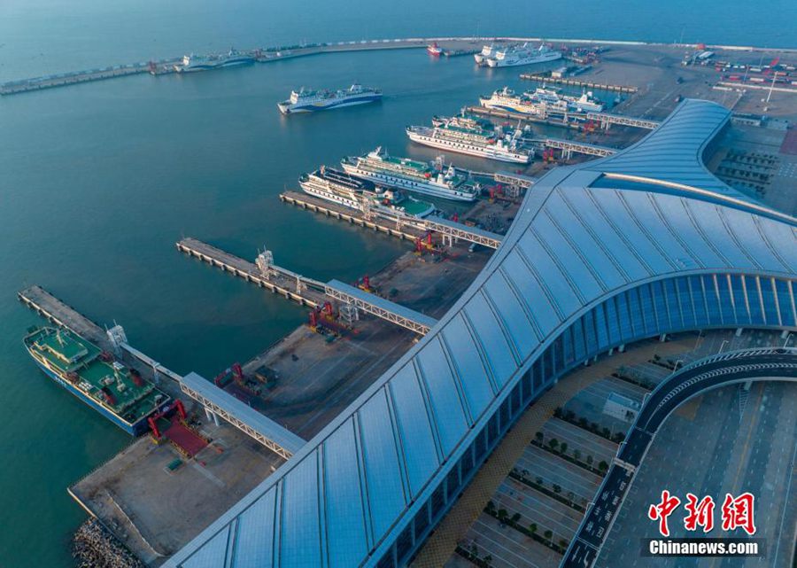 Terminal Integrato Ro-Pax del porto di Xinhai a Haikou in funzione di prova