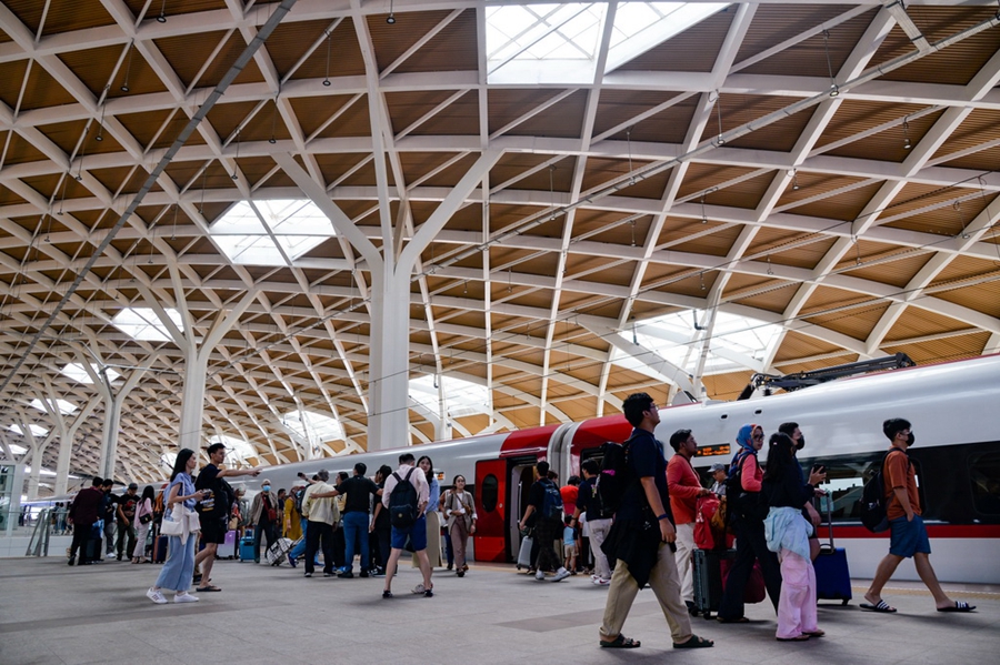 La ferrovia ad alta velocità Jakarta-Bandung gestisce 1 milione di passeggeri