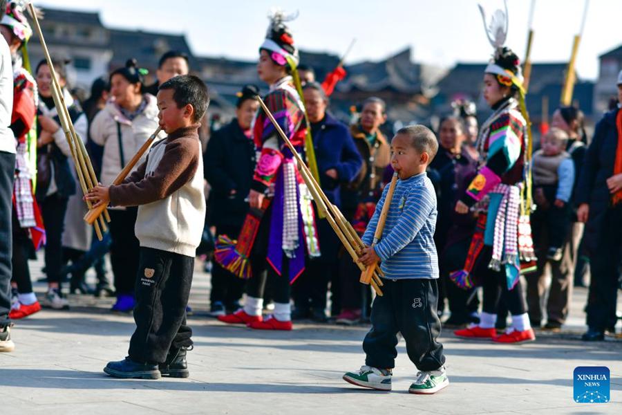 Il popolo Miao celebra la festa di Gannangxiang nel Guizhou