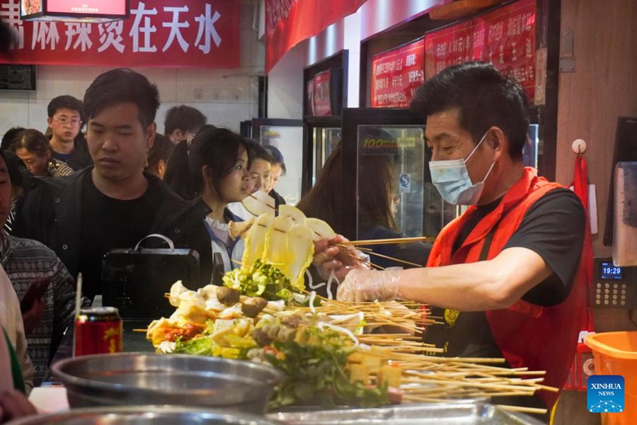 Tianshui, boom turistico durante le vacanze della Festa di Qingming