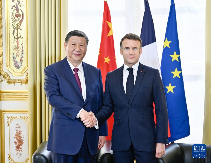 Colloquio tra Xi Jinping e Emmanuel Macron