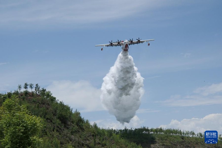 Aereo anfibio AG600 inizia i test di certificazione in volo