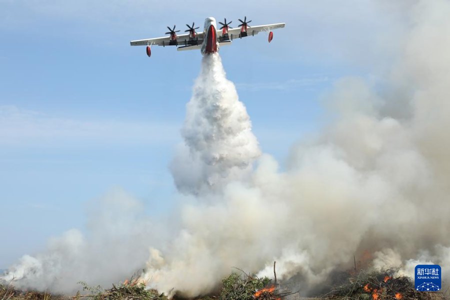 Aereo anfibio AG600 inizia i test di certificazione in volo