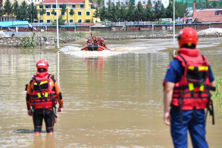 Cina: stanziati 378 milioni di yuan di fondi per il soccorso a seguito di catastrofi naturali