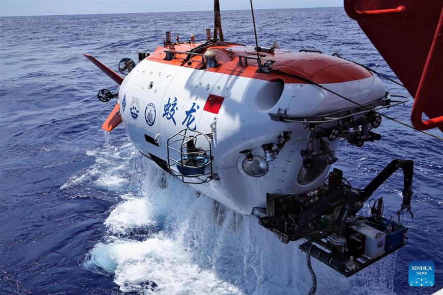 Il sommergibile cinese con equipaggio per le profondità marine Jiaolong durante la sua 300a immersione nell'Oceano Pacifico occidentale. (18 agosto 2024 - Xinhua/Wang Yuhao)