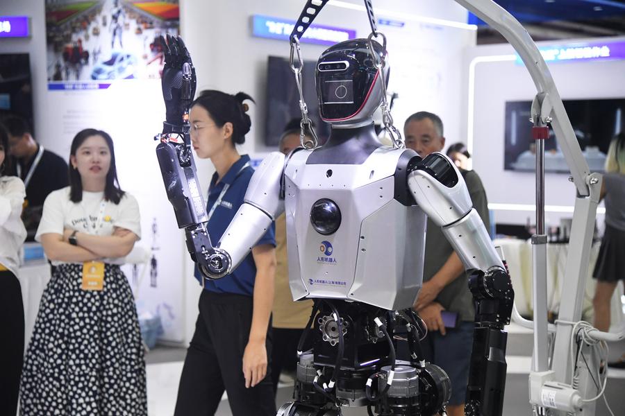 La Cina resta il più grande mercato mondiale di robot industriali