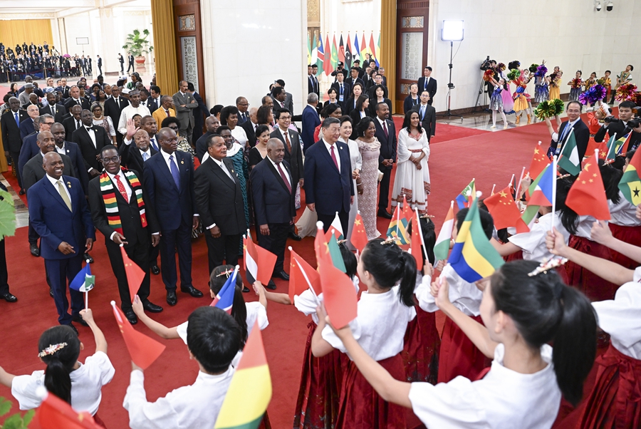 Xi Jinping ospita un banchetto di benvenuto per gli ospiti del Summit del FOCAC