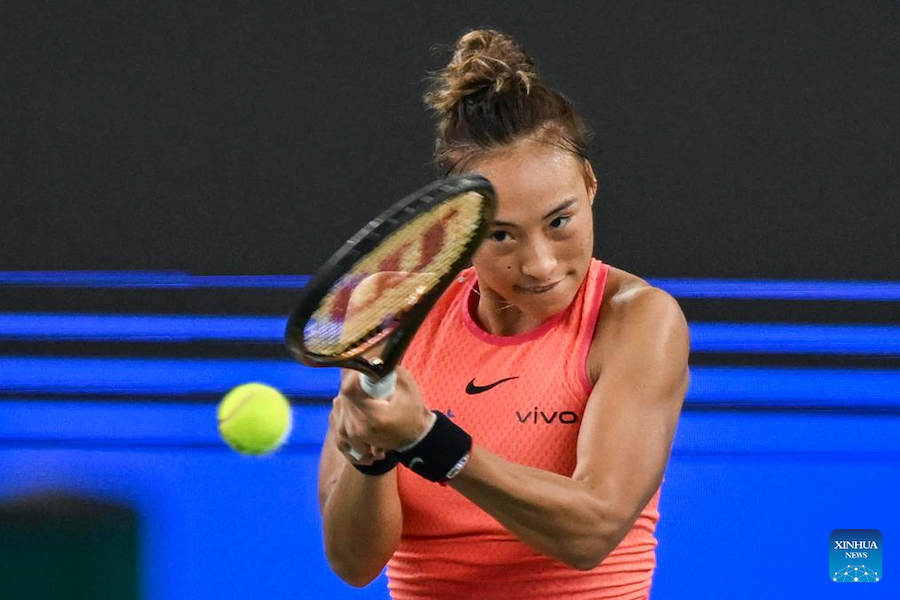 Sabalenka batte Zheng Qinwen e vince il Wuhan Open